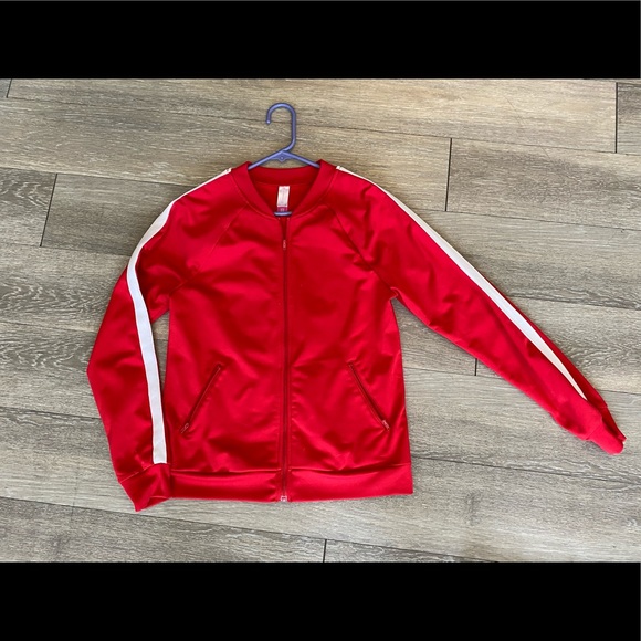 Red Jacket - Picture 1 of 2